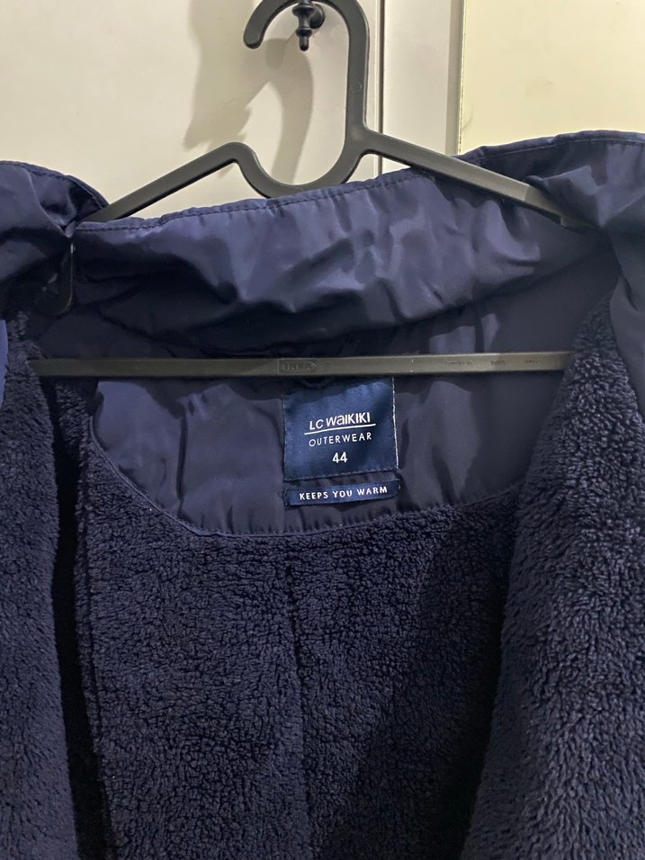 LC Waikiki Lacivert Mont/Parka - Görsel 4