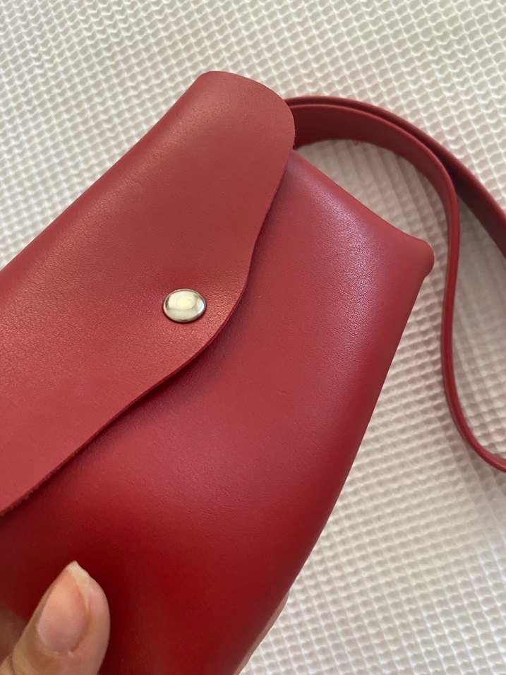 Kırmızı Kadın Bel Çantası - Görsel 3