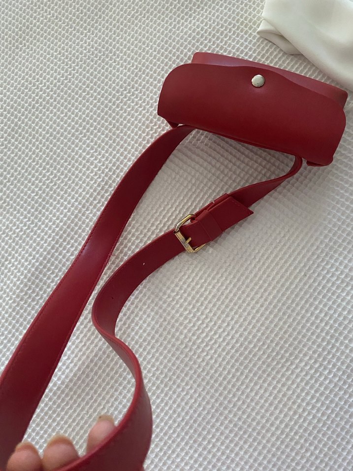 Kırmızı Kadın Bel Çantası - Görsel 2