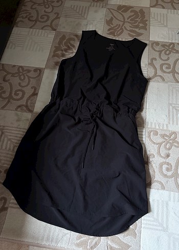 Siyah cepli parasut kumas elbise - Görsel 2