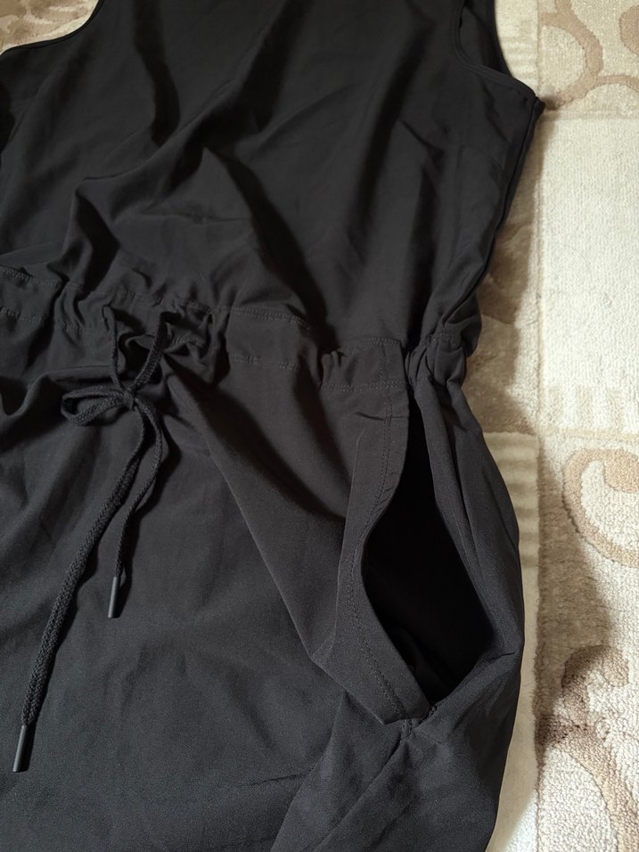 Siyah cepli parasut kumas elbise - Görsel 4