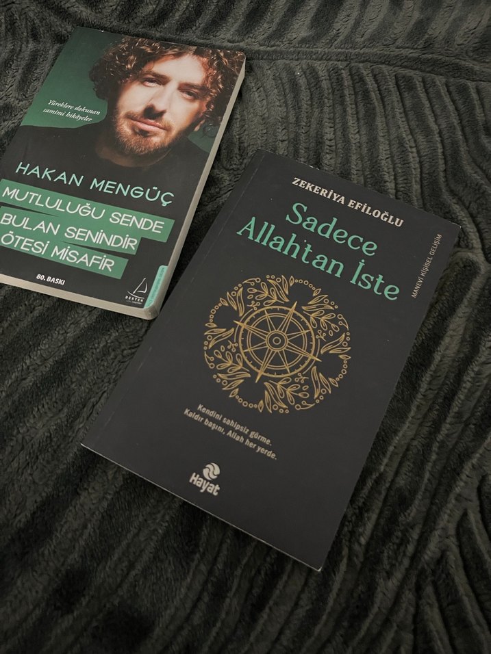 Üç kitap - Görsel 2