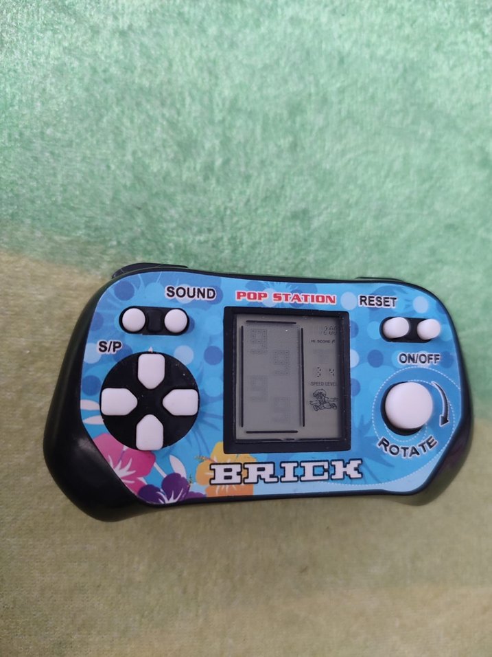 El Tipi Oyun Konsolu ve Tamagotchi 2 adet fiyatıdır - Görsel 4