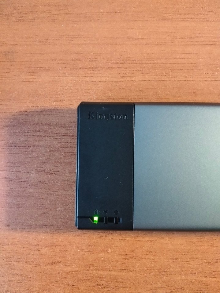 Kingston Mobilelite Wireless (MLW221) WiFi Medya Paylaşım Cihazı - Görsel 2