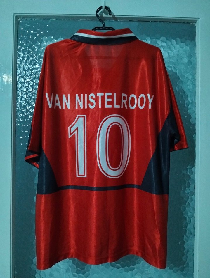 Manchester Van Nistelrooy Kırmızı Spor Forması - Görsel 3