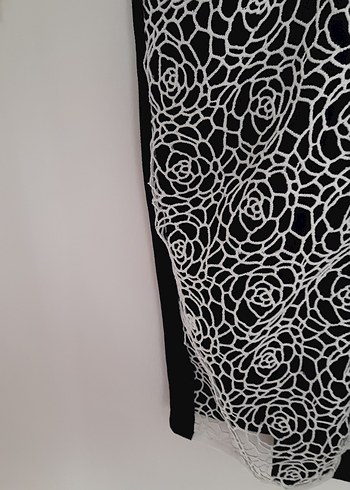 Siyah dantelli kısa kol tatillik tşort - Görsel 2