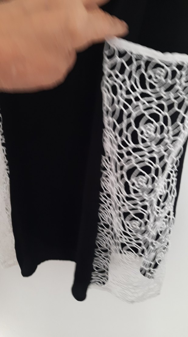 Siyah dantelli kısa kol tatillik tşort - Görsel 3