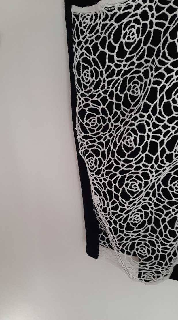 Siyah dantelli kısa kol tatillik tşort - Görsel 2