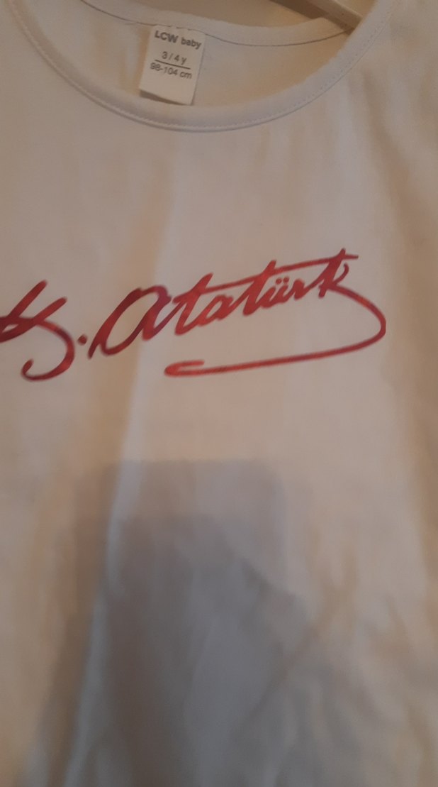 Atatürk baskılı Kız Çocuk Beyaz Kısa Kollu Baskılı Tişört - Görsel 2