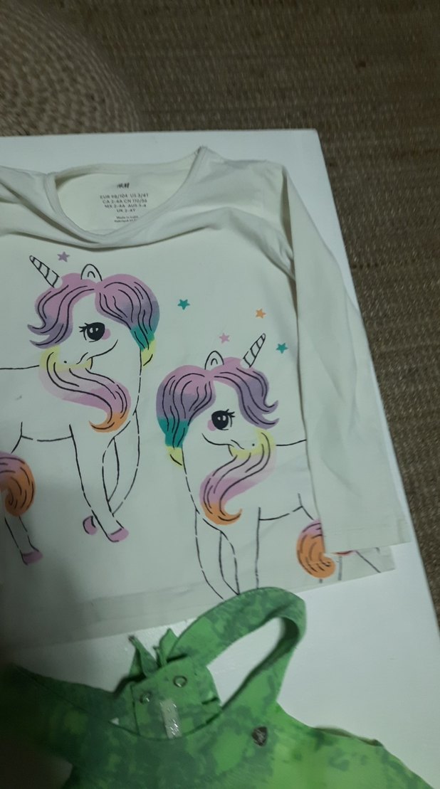 4 adet tşort tane 70 Yeşil Bağlama Desenli bluz ve tşortlar - Görsel 3