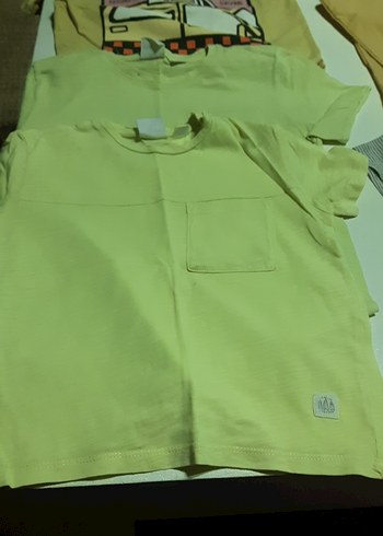 5 adet zara marka Erkek Çocuk Sarı Pamuk Tişörtler tanesi 65tl - Görsel 2