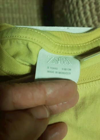 5 adet zara marka Erkek Çocuk Sarı Pamuk Tişörtler tanesi 65tl - Görsel 9