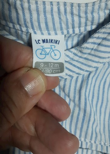 4 adet erkek çocuk gömlekleri tek fiyatları 100 TL 4 tane 300 TL - Görsel 4