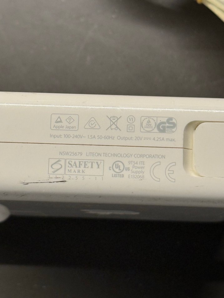 Apple 85W MagSafe 2 Güç Adaptörü Orjinal - Görsel 3