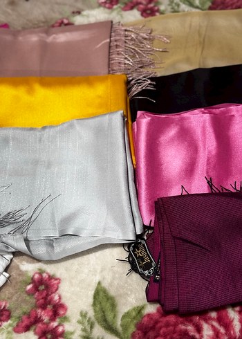 Püsküllü Renkli Kadın İpek Şal Adet 50 Tldir 350 tl ye hepsi - Görsel 3