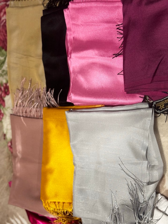 Püsküllü Renkli Kadın İpek Şal Adet 50 Tldir 350 tl ye hepsi - Görsel 4