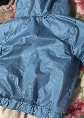 Erkek Çocuk Mavi Kapüşonlu Kürklü Ceket - Görsel 4