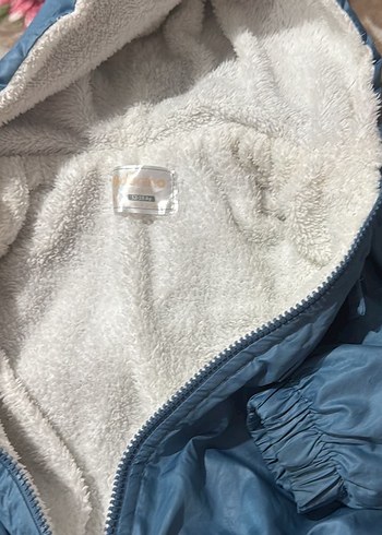 Erkek Çocuk Mavi Kapüşonlu Kürklü Ceket - Görsel 2