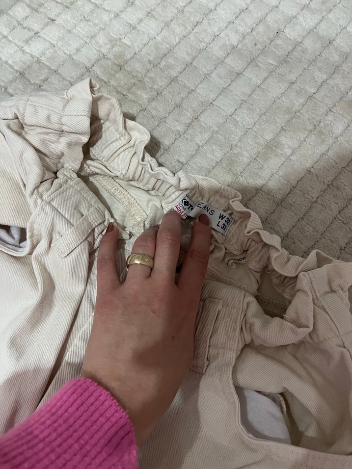 Beyaz Keten Midi Bol Kesim Kemerli Kadın Pantolon - Görsel 3