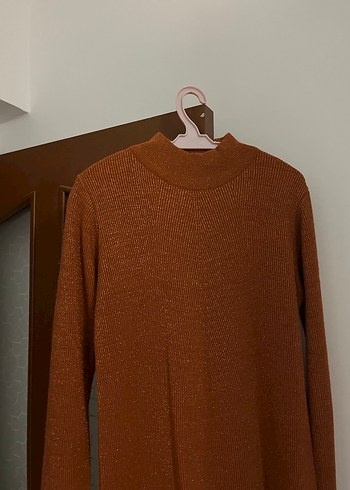 Kahverengi Yüksek Yakalı Örgü Kadın bilek üstü elbise - Görsel 4