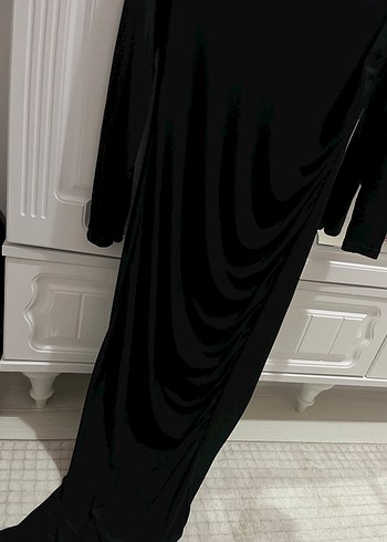 Siyah Uzun Kollu Drapeli Uzun Elbise - Görsel 2