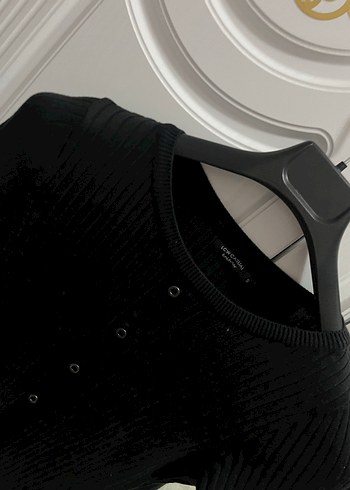 Düğmeli Siyah Triko Midi Elbise - Görsel 2