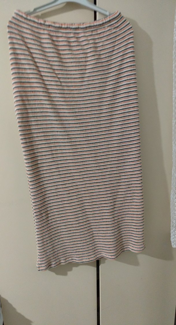 Çizgili Piliseli Midi Triko Elbise - Görsel 5