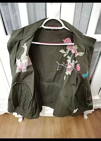 Diğer Haki çiçek desenli ceket