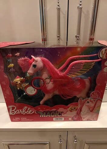Barbie magic sesli ve ışıklı at