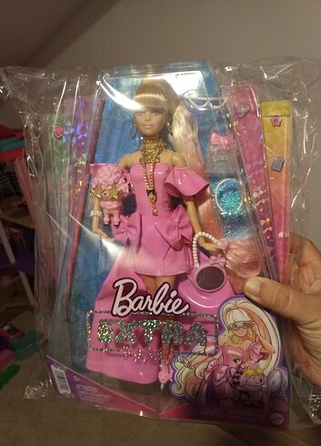 Barbie extra 