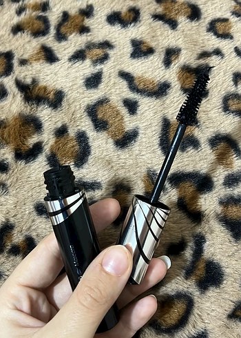 Note Volume Act Maskara - Görsel 3