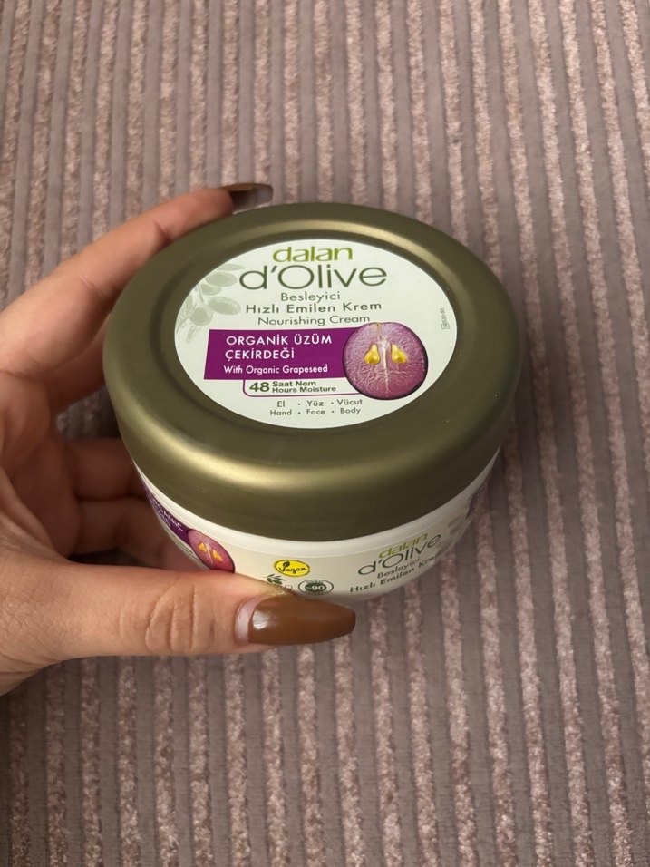 Dalan d'Olive Besleyici El Kremi 250 ml - Görsel 2