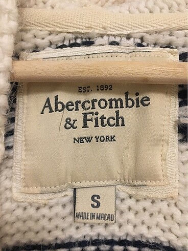 s Beden Abercrombie&fitch yün hırka