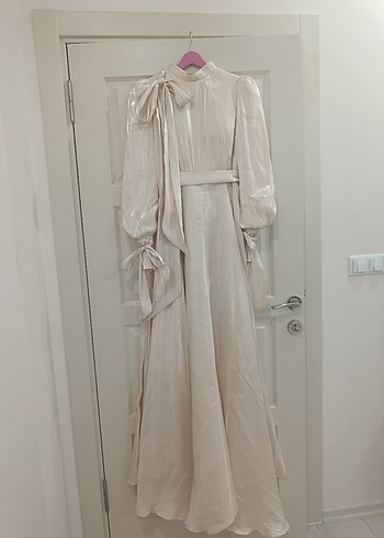 Krem Tesettür Dökümlü Abiye Elbise - Görsel 4