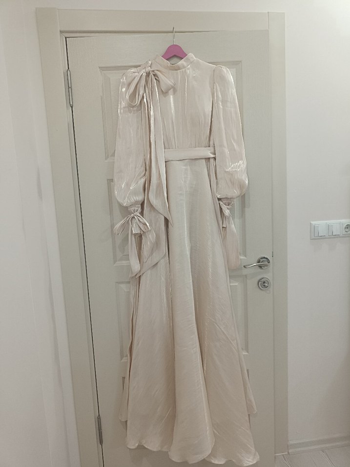 Krem Tesettür Dökümlü Abiye Elbise - Görsel 4