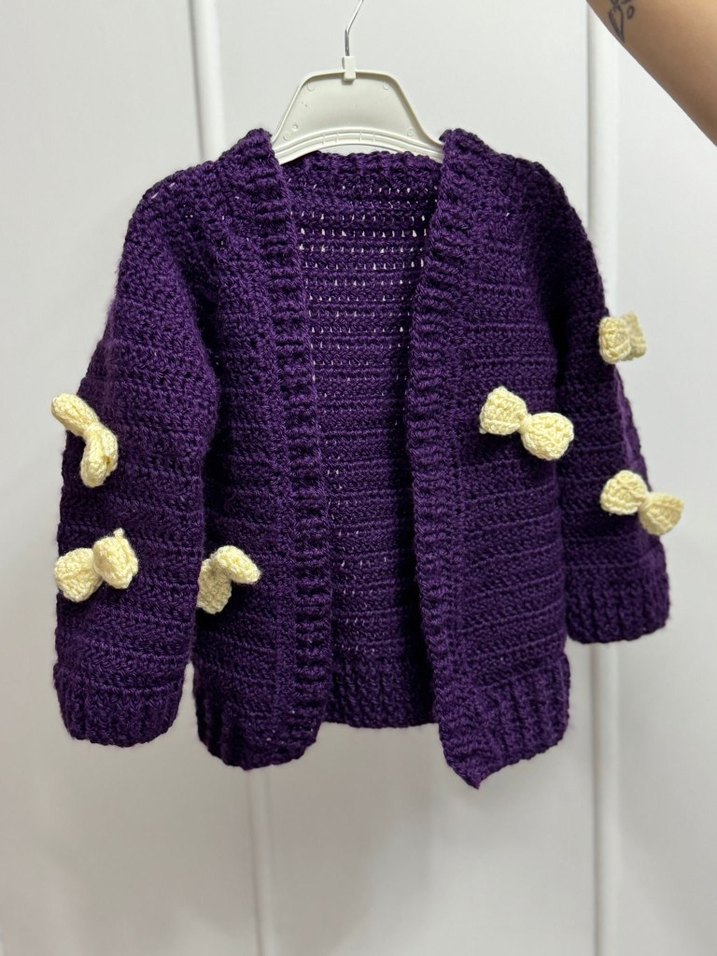 Mor Örgü Kız Hırka Sarı Fiyonk Detaylı - Görsel 2