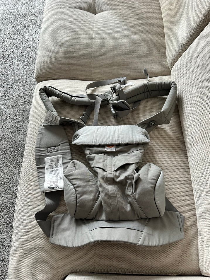 Ergobaby Gri Bebek Kanguru - Görsel 4