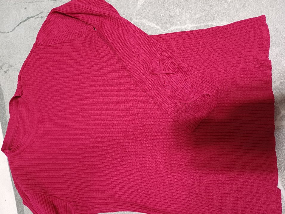 koyu pembe V Yaka Örgü Kadın Kazak - Görsel 3