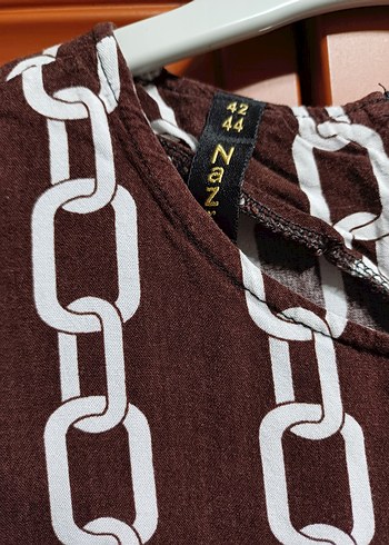 Zincir Desenli Uzun Kahverengi Elbise - Görsel 5