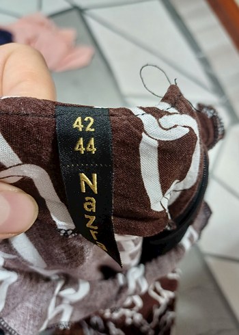 Zincir Desenli Uzun Kahverengi Elbise - Görsel 3