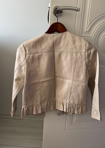 Bej Kadın Kısa Deri Ceket Fermuarlı - Görsel 2