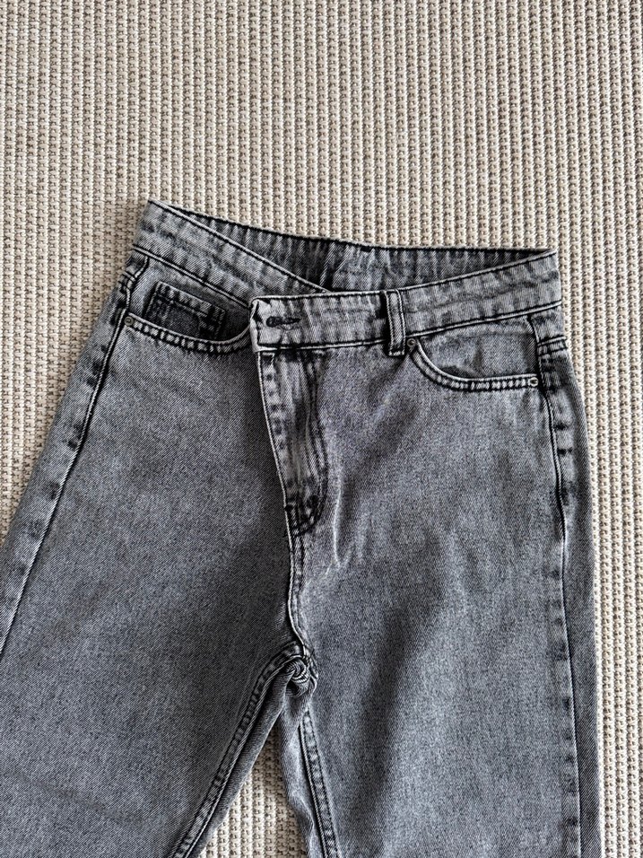 Gri Kadın Kot Pantolon Kemerli Regular Fit - Görsel 2