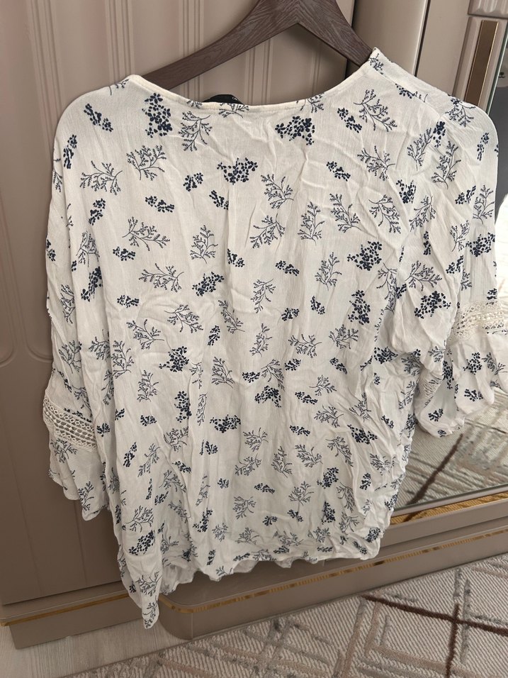 Nakışlı Bohem Pamuklu V Yaka Bluz - Görsel 3