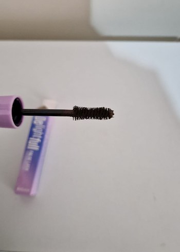 Avon Delightfull Suya Dayanıklı Maskara - Görsel 3