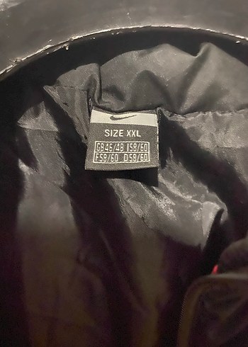 Nike Kırmızı Siyah Fermuarlı Yelek - Görsel 5