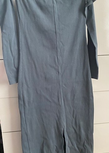 Parmak geçirmelı uzun yırtmaçlı straplez elbise - Görsel 3