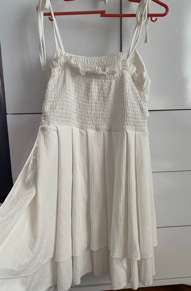 Beyaz Keten Pilili Midi Elbise - Görsel 3