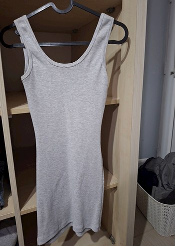 Gri V Yaka Kolsuz Mini Elbise - Görsel 3