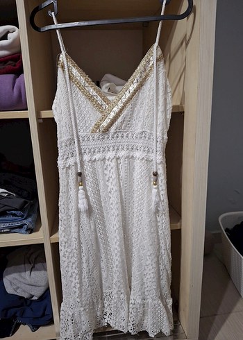 Dantel Detaylı Beyaz Bohem Kısa Elbise - Görsel 2