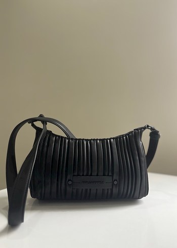 Kadın Siyah Deri Pliseli Omuz Çantası - Görsel 3